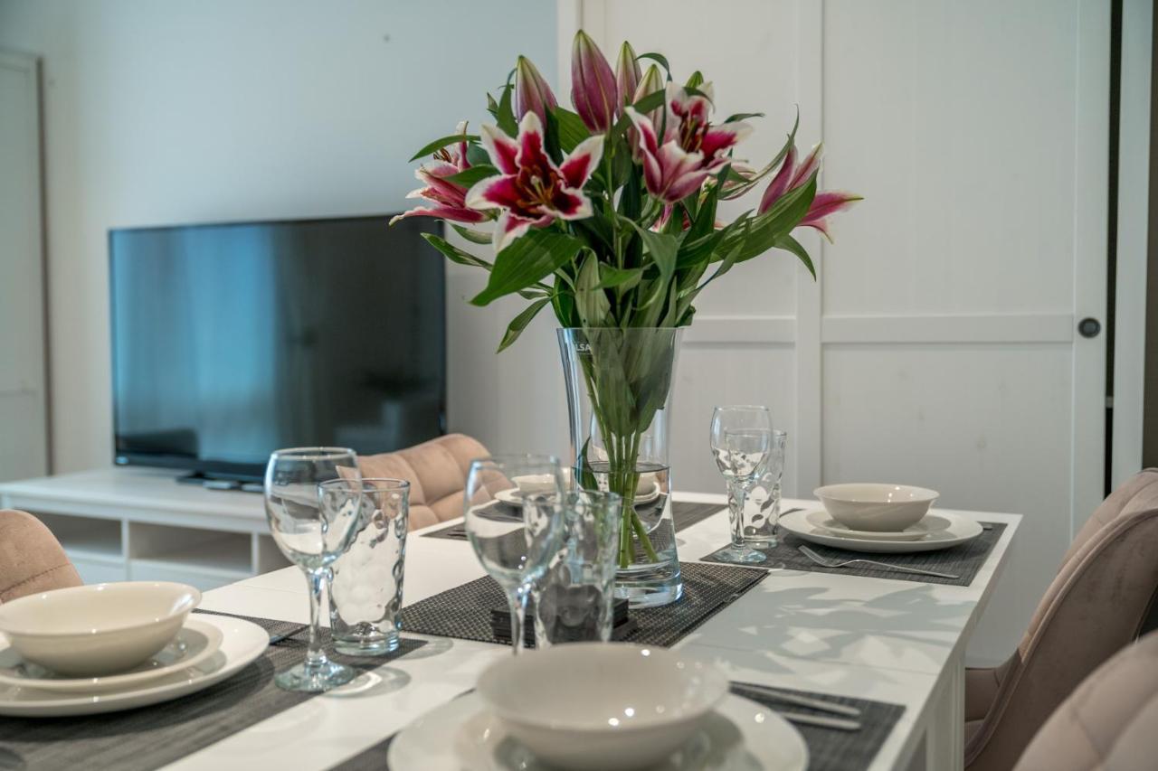 Crossharbour Canary Wharf 2 Bed Duplex Apartment ロンドン エクステリア 写真