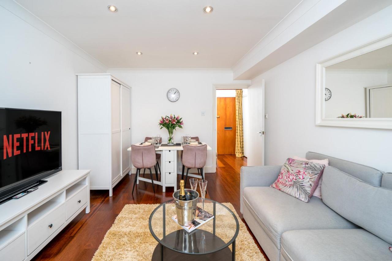 Crossharbour Canary Wharf 2 Bed Duplex Apartment ロンドン エクステリア 写真
